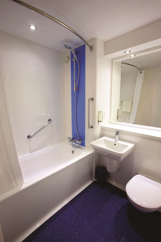 Travelodge Dundee Strathmore Avenue Cameră foto