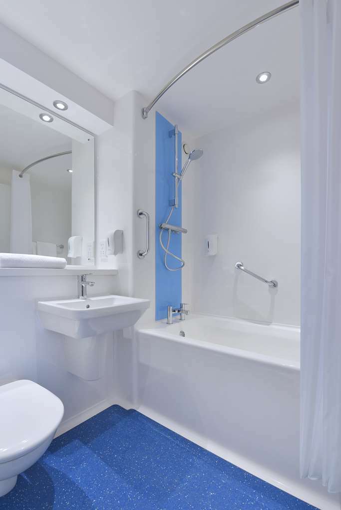 Travelodge Dundee Strathmore Avenue Cameră foto